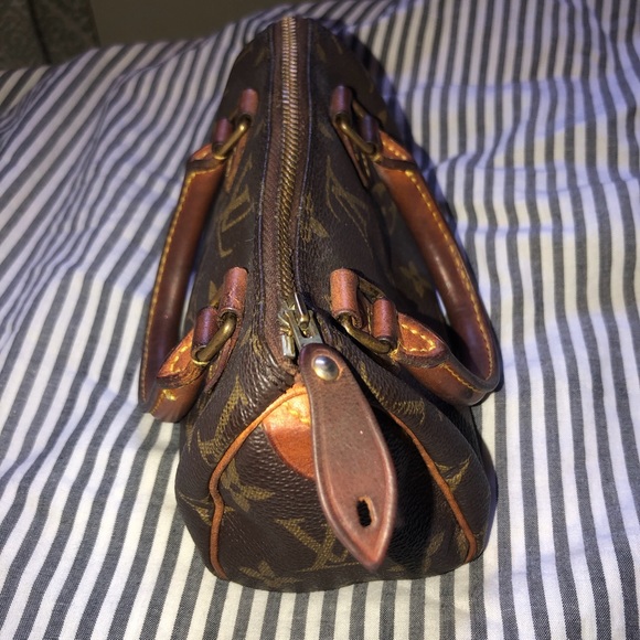 Used Mini brown LV bag - Picture 1 of 4